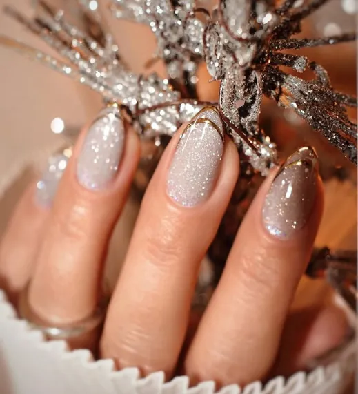 Sparkling White Frost